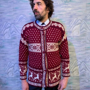 Vintage Scandinavian Wool Cardigan Midl Size Unisex Knitted Cardigan Dark Red Winter Warm Cardigan Button Up Blazer