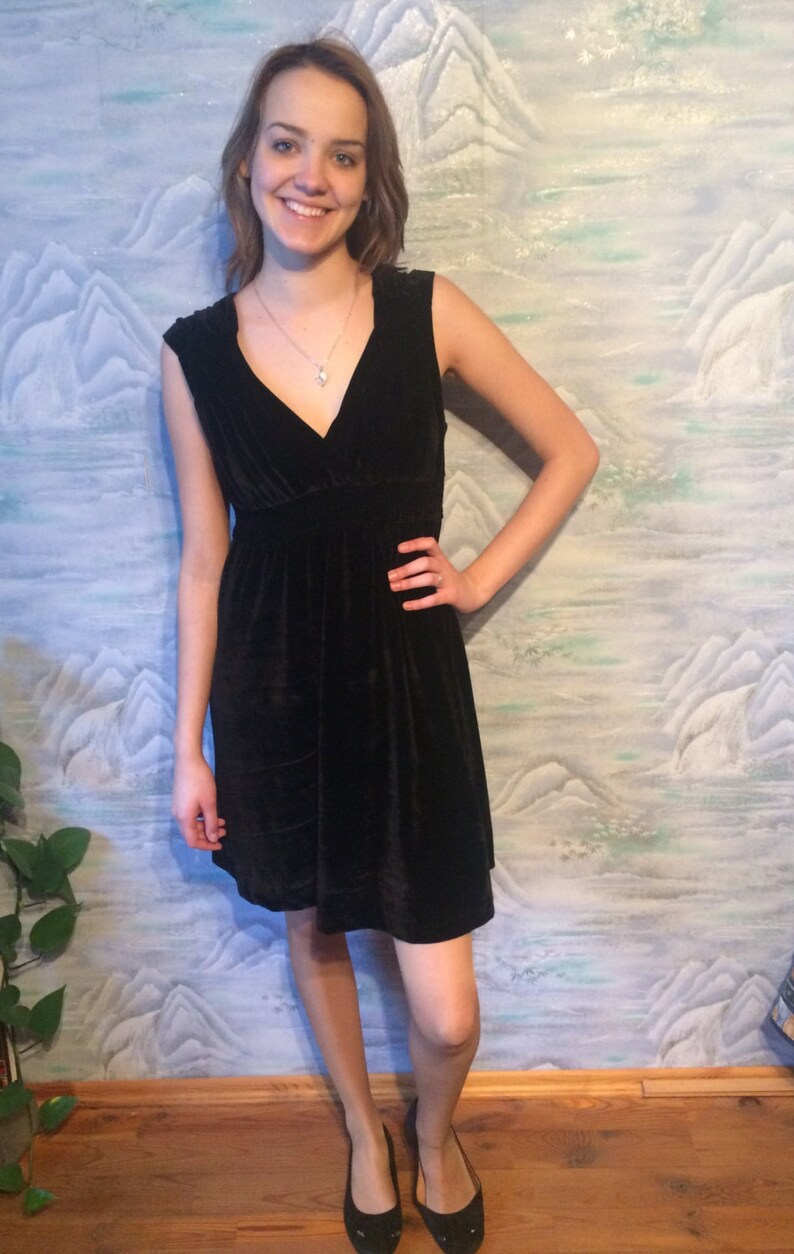 Black Mini Velvet Evening Dress Holiday Cocktail Party Dress Sleeveless little Black Dress Large Size