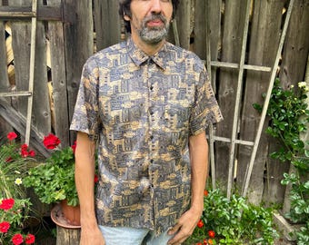 Vintage Mens Silk T-Shirt Short Sleeve Shirt with Abstract Elements Bohemian Summer Shirt Size Medium Comfortable Silk Summer Shirt