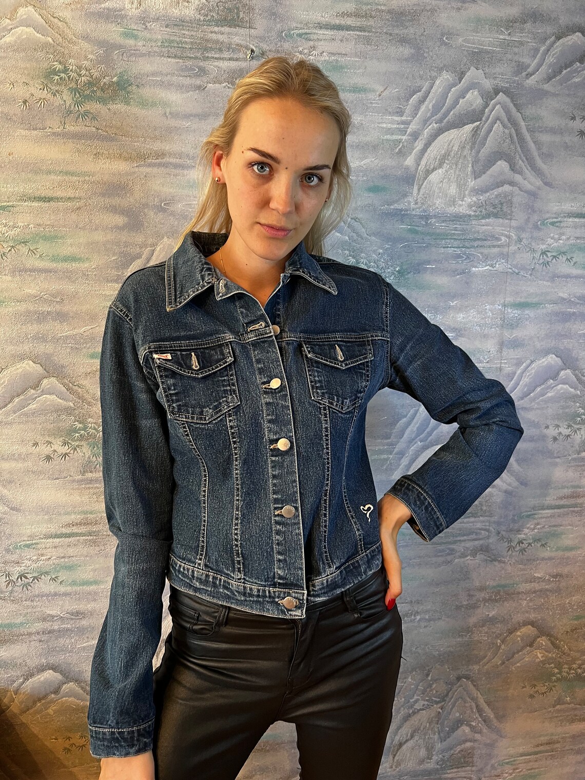 Womens Denim Jacket Button Up Blue Jeans Jacket Denim Jacket Grunge Jeans Jacket Medium to Large Size, foto 2 di 5