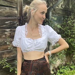 Vintage White Cropped Dirndl Blouse Top Quarter Sleeve Cotton Short Oktoberfest German Tyrolean Austrian Medium Size Folk Blouse