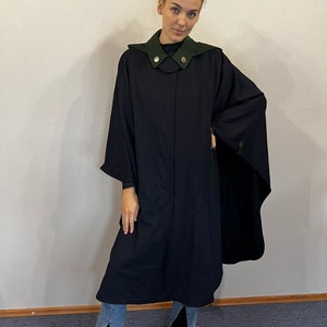 Vintage Wool Cloak Tyrolen Dark Blue Cape Coat Romantic Cloak Sleeveless Coat Medieval Coat Medium to Large Size Coat SchurWool Cloak Jacket
