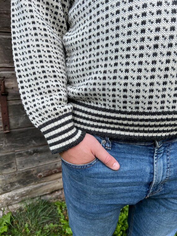Norwegian Acryle Wool Sweater Vintage White Gray … - image 6
