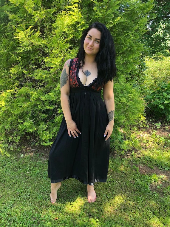 Black dirndl sale dress