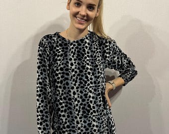 Vintage Leopard Print Velvet top Long sleeve blouse Soft Women shirt Grunge velour shirt Velvet sweater Gift for her Medium size