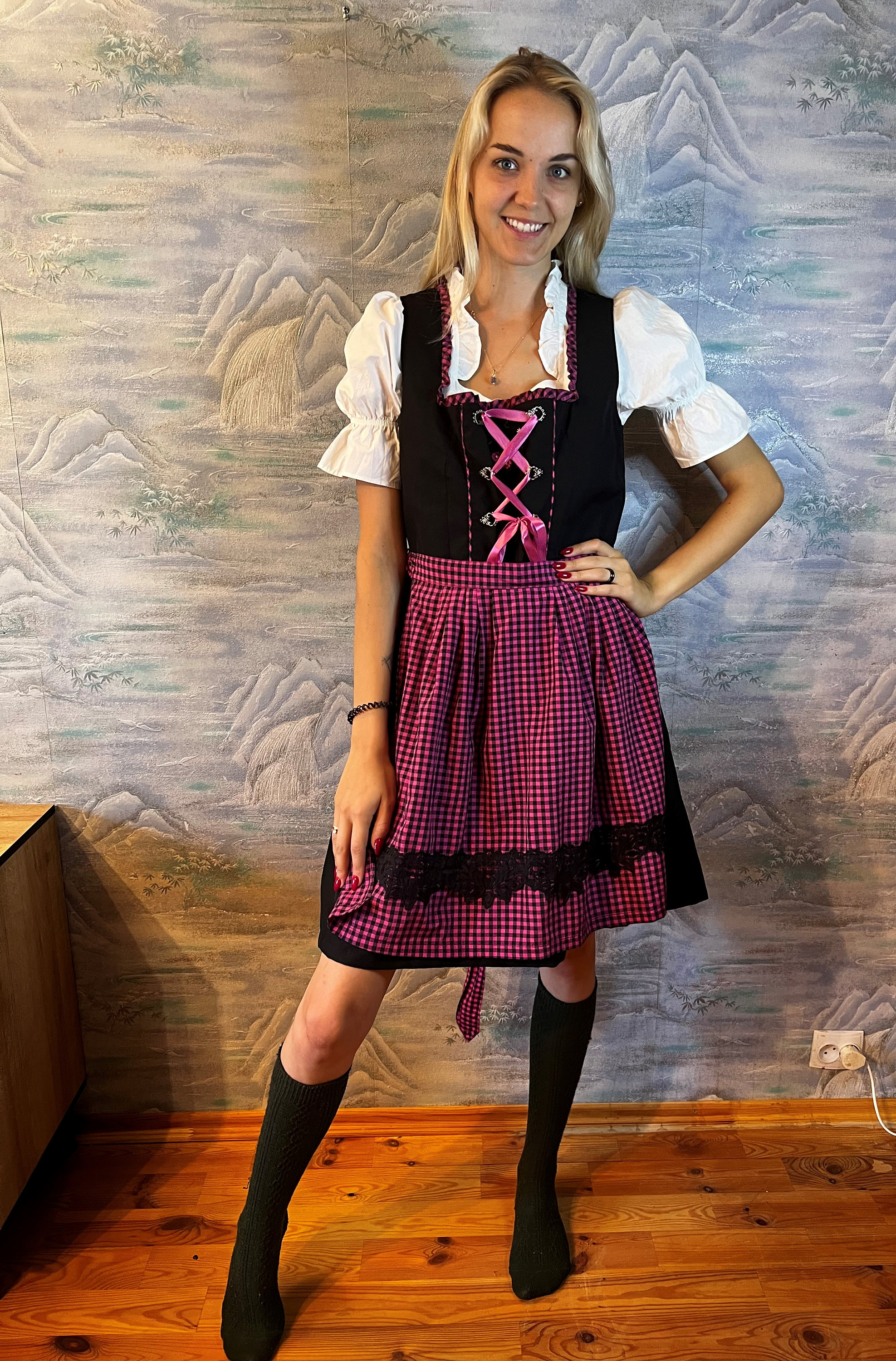 Robe Dirndl Longue Femme 3 Pièces – Noir Avec Chemisier Et Tablier Dentelle – Tenue Bavaroise Fête De La Bière