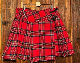 Red Plaid Scottish Kilt Skirt Womens Kilt Plaid Checked Pleated Colcuqoun Tartan Skirt Scottish Designe Extra Large Size Scottish Skirt