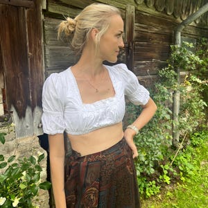 Vintage White Cropped Dirndl Blouse Top Short Sleeve Cotton Short White Blouse Oktoberfest German Tyrolean Austrian Folk Blouse Size Small