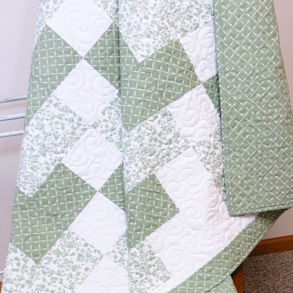 Handmade Quilt for Sale, Quilts for Sale Handmade, Throw Quilt, Lap Quilt, Floral Quilt