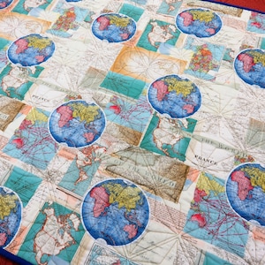 Handgemaakte quilt met wereldkaart: reiskamerdecoratie, katoenen wanddecoratie (34,5 x 42,5)
