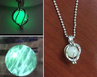 Final Fantasy 7 Materia Necklace, Holy Materia necklace, Glow in the Dark Materia Necklace, FFVII Materia, Final Fantasy Materia necklace