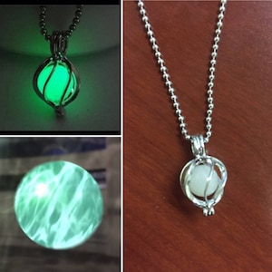 Final Fantasy 7 Materia Necklace, Holy Materia necklace, Glow in the Dark Materia Necklace, FFVII Materia, Final Fantasy Materia necklace