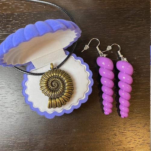 Ursula Necklace Disney Inspired Ursula Necklace and Earring Etsy