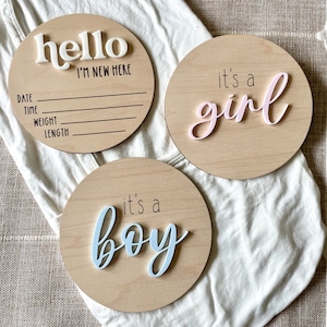 Wooden Round Baby Announcement