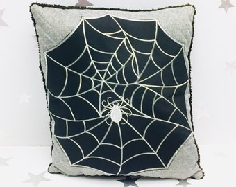 Halloween Pillows, Spider Decor, Pillow Decor Ideas, Accent Cushions, Halloween Accents, Dorm Room Accessory, Pillow Gift Ideas