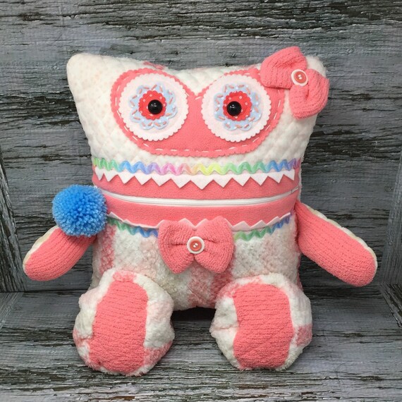stuffed animal pajama holder