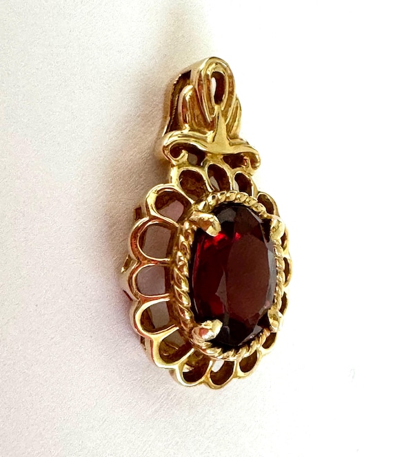 14k yellow gold garnet pendant, large gold garnet necklace, rhodolite garnet pendant