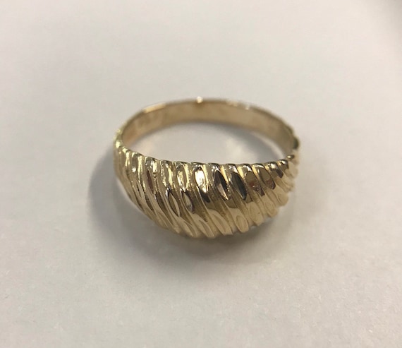 14k Gold Domed Ring, Twisted Pattern Band, Size 5… - image 2