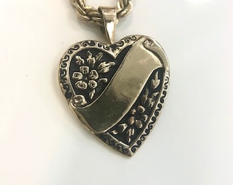 Antique Victorian heart Pendant, 14k gold antique heart, Victorian engravable gold heart, vintage heart charm, gold charm