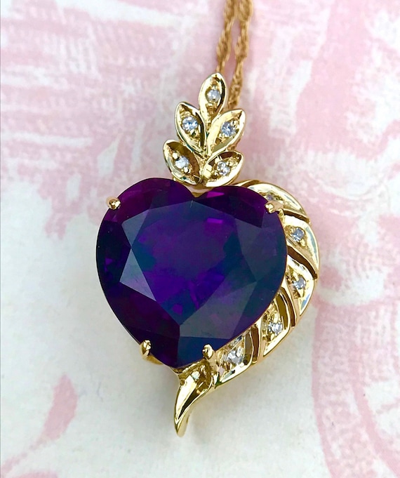 14k amethyst heart, Gold and diamond with amethyst