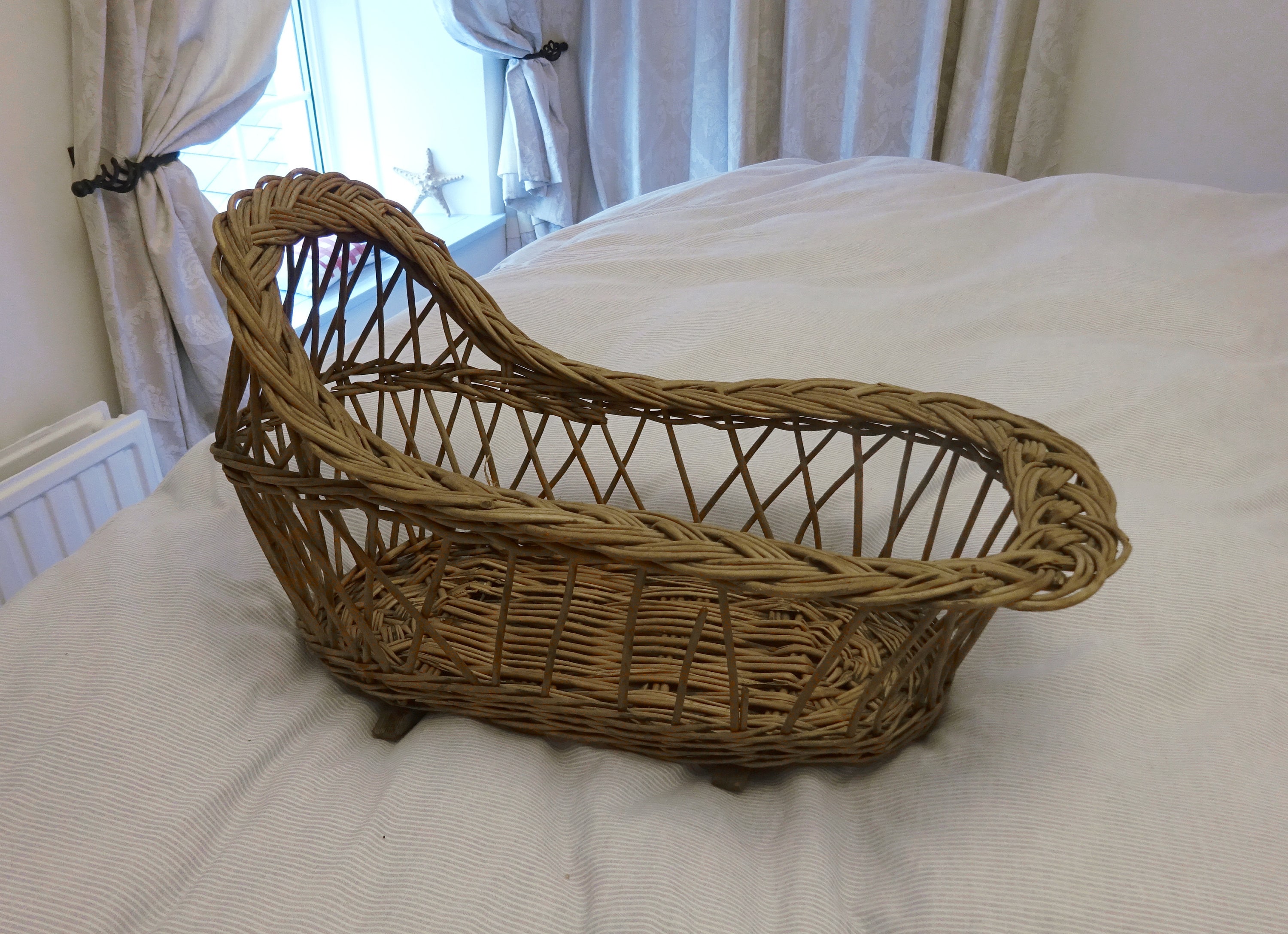 Antique Wicker Doll s Cradle Rocking Crib Basketry Doll Bassinet Nativity Crib Early 20th Century Willow Basket Cradle Antique Toy Etsy Canada