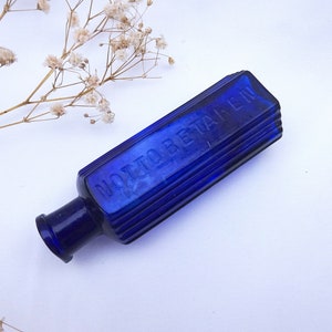Antike sechseckige Kobalt-Giftflasche, selten, 1 1/2 Unze, zwei Seiten gerippt, viktorianische Giftflasche, schattierte Wirbel im Glas