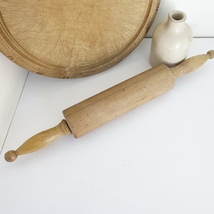 Antique wooden rolling pin, wood spindle rolling pin, pastry making, baking, kitchenalia, kitchen utensil, retro kitchen, cottage, farmhouse