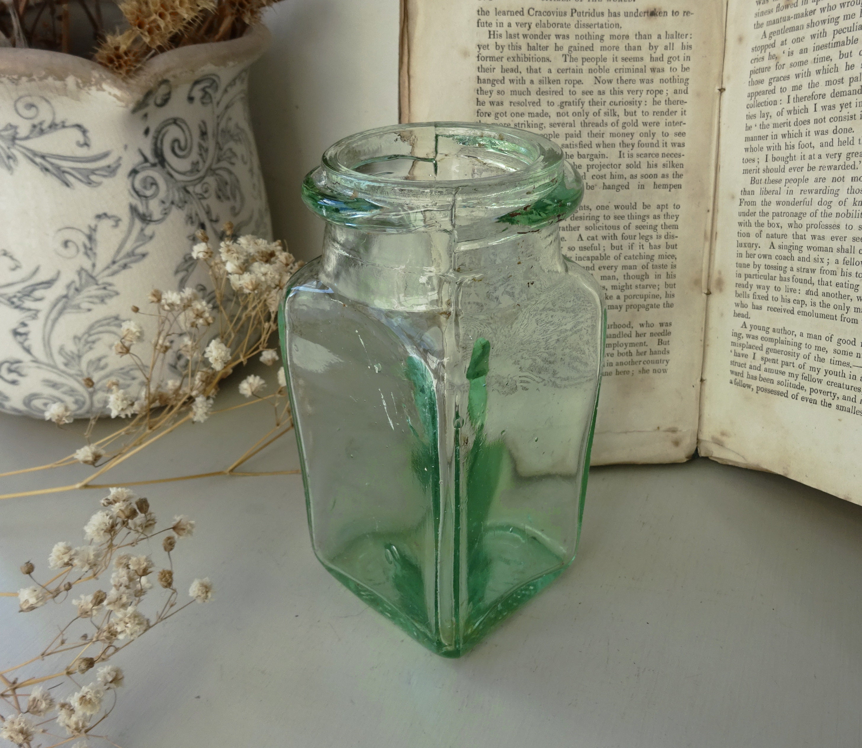 Antique glass jar embossed on the base Matthias & Harrison - Etsy 日本