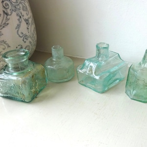 Antieke fles aqua-inkt x 1, burst-tops, Fields Ink & Gum, achthoekig, boot, cottage-vormig, antieke inktpotten, kalligrafiebenodigdheden, knopvazen