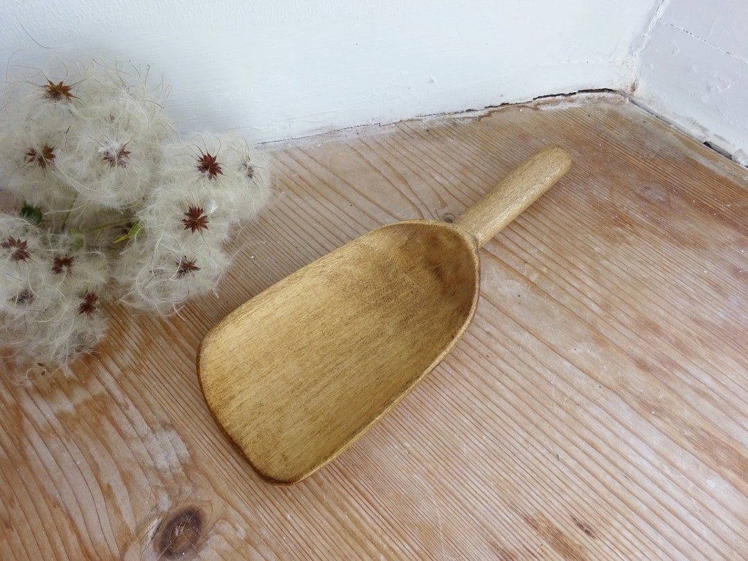 Antique Wooden Scoop, Rustic Scoop, Shopkeepers Scoop, Kitchen Utensil