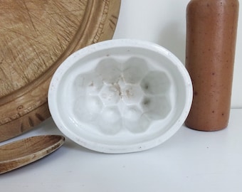 Victorian small jelly mould by Keeling and Co, K & Co oval ironstone Gothic cathedral jelly mould. White pottery pudding mold, kitchenalia