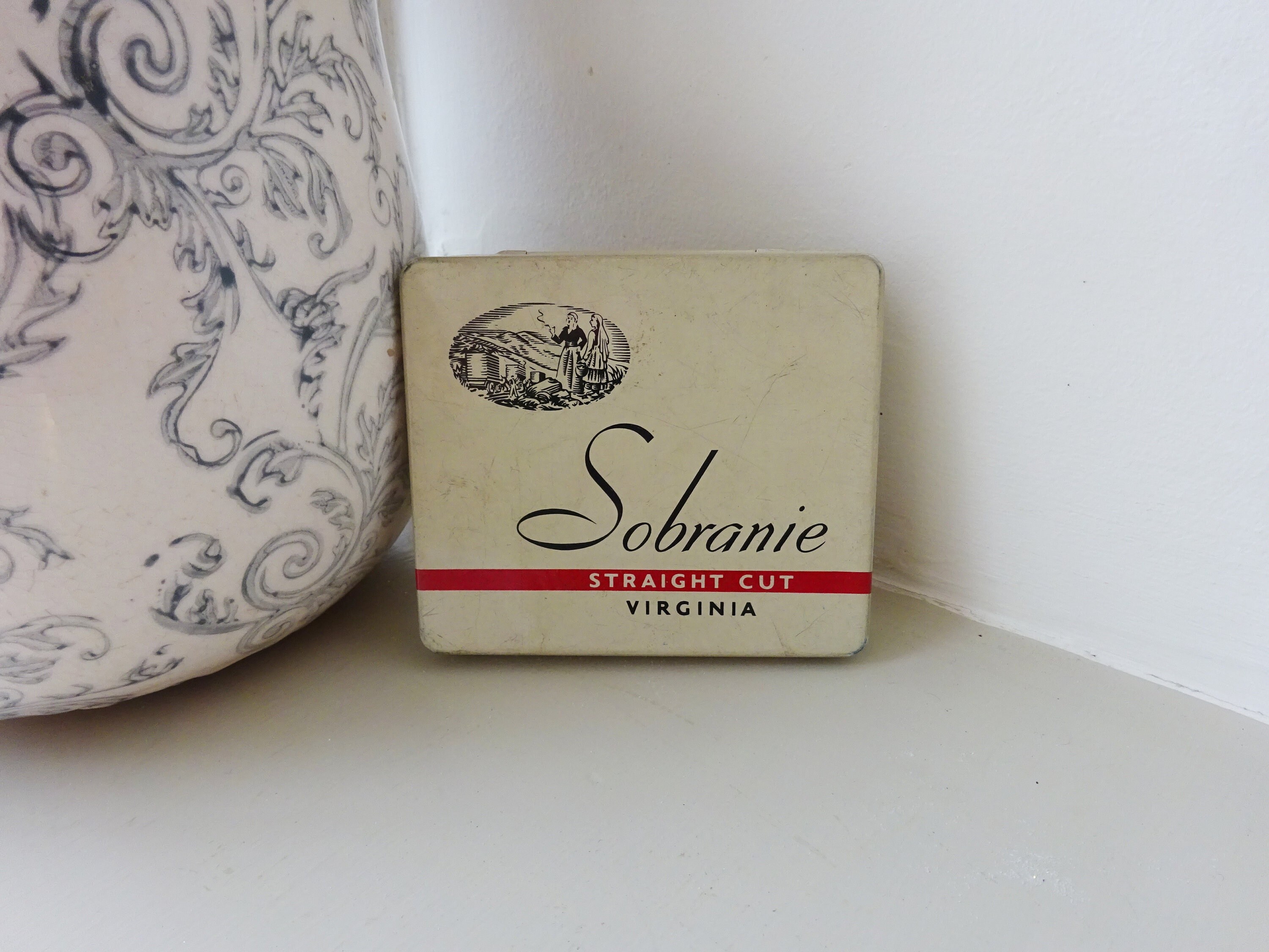 Super Slims Pachet Sobranie Burgundy Sticks Iconic European Brand