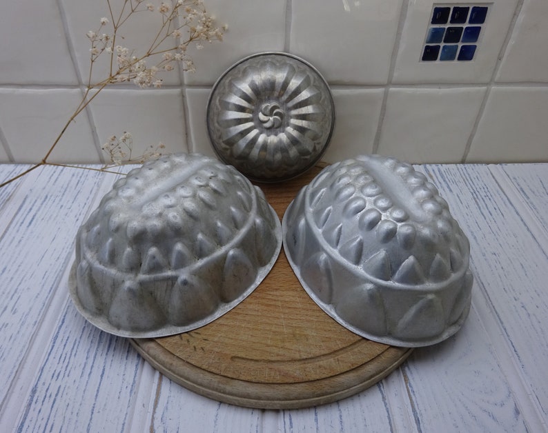 Vintage Aluminium Jelly Moulds. Oval and Circular Molds Etsy UK