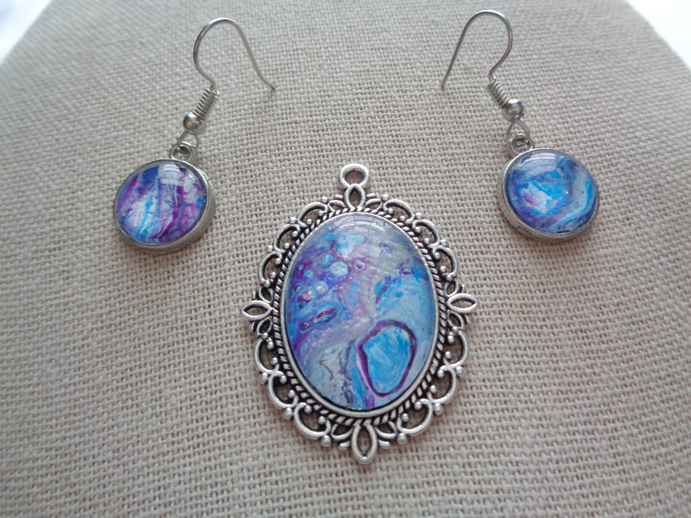 Lila Blau und Silber Metallic Anhänger und Ohrringe Set | Etsy