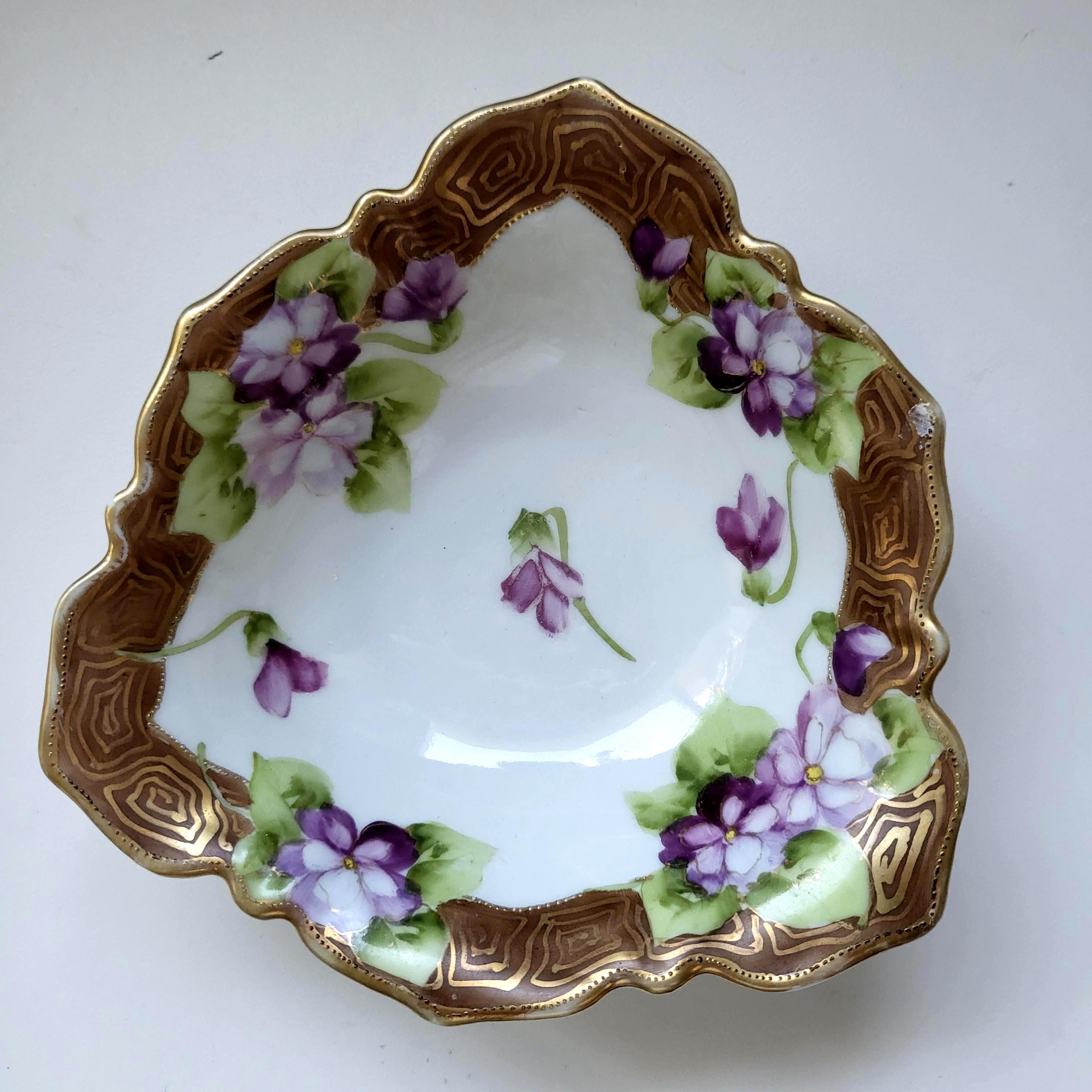 Antique Nippon Purple Violets Hand-Painted Serving Relish Bowl Trinket Candy Dish Gold Trim