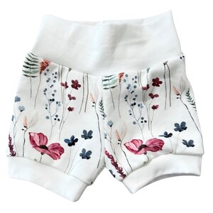 Meadows shorts in organic cotton, wildflowers