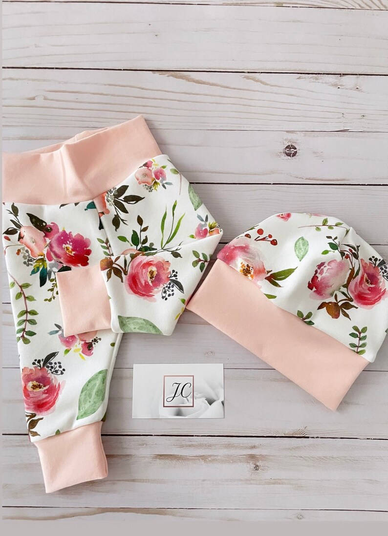 Conjunto floral para bebé: leggings, gorro y mono de algodón orgánico pants+ hat