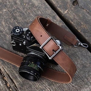 Leather camera strap quick release, Personalized Camera Strap Adjastable Dslr Strap for camera, Custom Strap for Photographer Gifts for Him