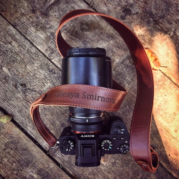 Personalized leather camera strap, leather crossbody strap, custom camera strap, photographer gift, quick release camera strap, dslr strap