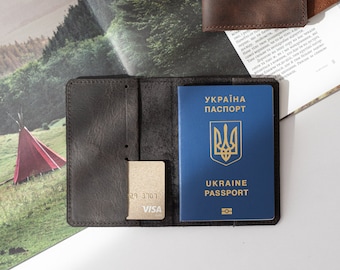 Leather Passport Cover, Personalized Passport Holder, slim passport holder, bifold passport wallet, mentor gift, handmade gift, pass gift