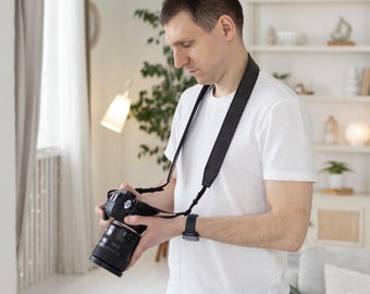 Personalized Camera Strap with Name, Padded Leather Neck Strap for Canon Nikon, Custom Engraved Photographer Gift