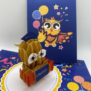 Graduation Card, carte pop-up, carte pop-up 3D, carte popup, carte popup 3D, papier poppin, carte de vœux, carte popup papier, carte de vœux