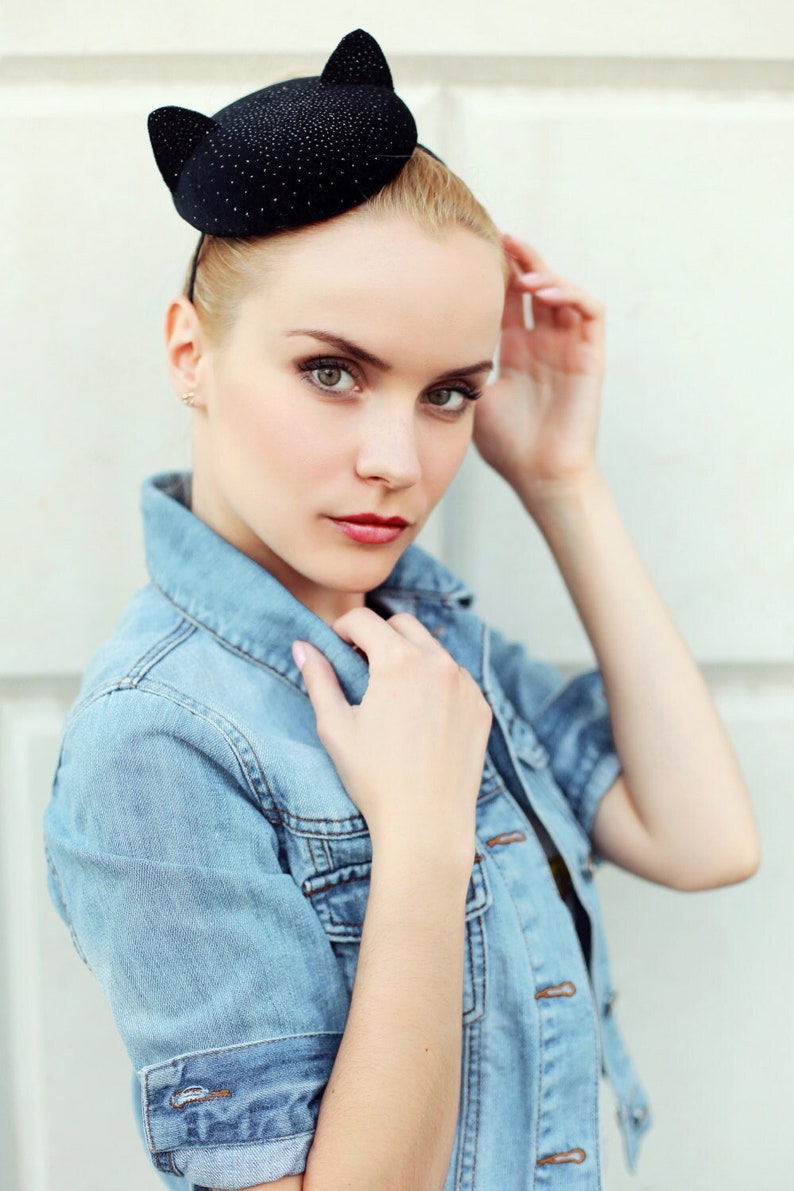 Black Cat Mini Hat - Handmade Item - Fascinator Hats