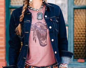 Graphic Cow Shirt, Graphic Shirt, Womens Shirt, Trendy Shirt, Farm Shirt, Country Shirt, Western Shirt, Cowgirl Shirt, Cow Shirt, Cow Love