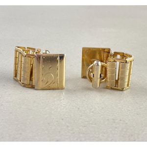Vintage Chain Link Cuff Links 1970s Gold Tone Metal Filigree Cufflinks