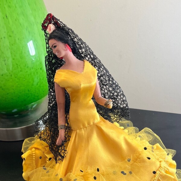 Vintage 1965 Hand Signed Doll Spanish Marin Chiclana With Fan Doll Flamenco Dance Doll Yellow Black Long Dress Original Tag