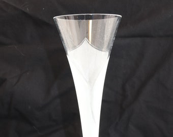 Vintage Etched Frosted Tulip Champagne Flute 10" x 3" Excellent Condition