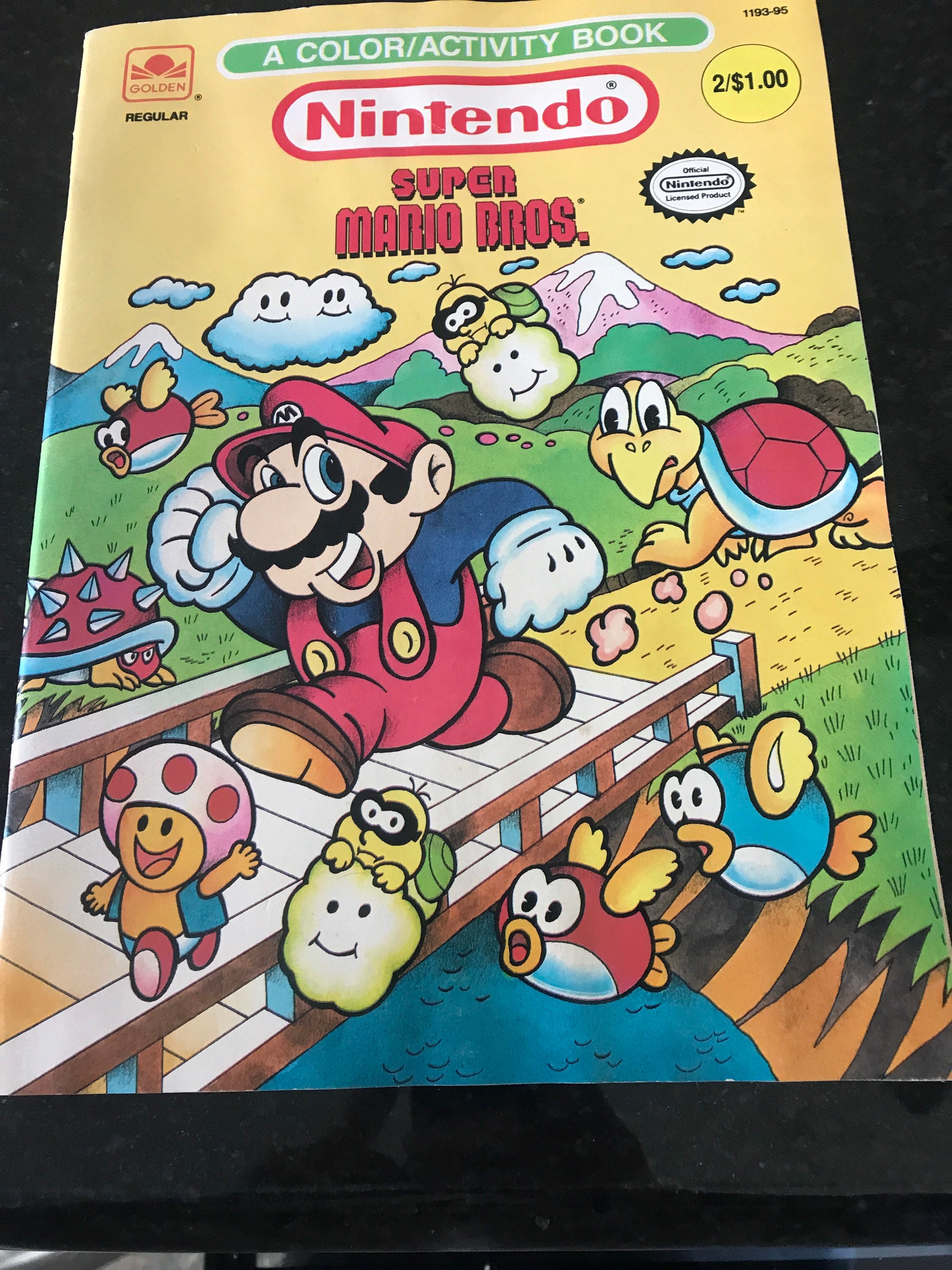 Vintage 1989 Nintendo Super Mario Bros. - Coloring Book - 95% unused pls  read de