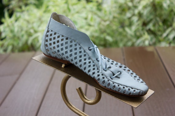 Vintage Handmade Shoes Women's Light Blue Leather… - image 2