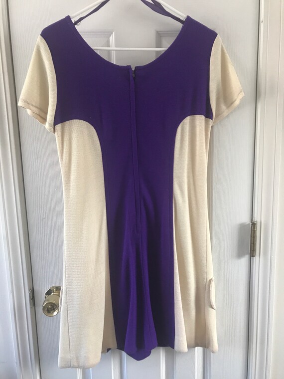 Vtg 1970's Mod Purple And White Lace Up Dress A G… - image 9